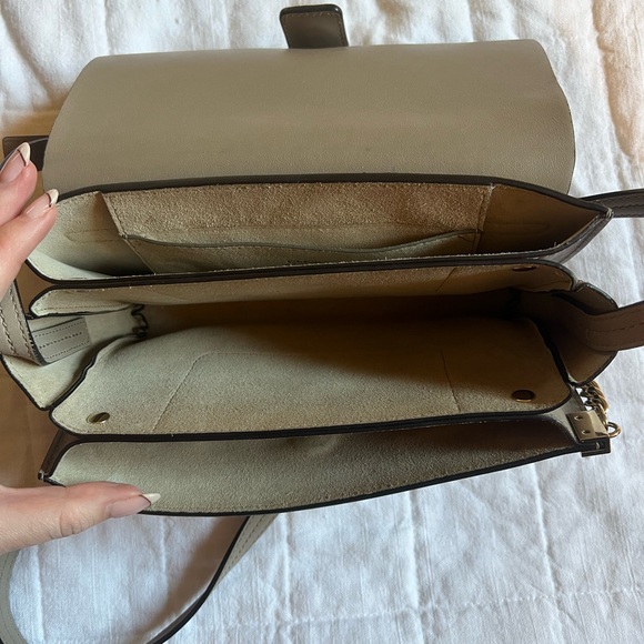 Chloe Faye Crossbody in Motty Grey - Picture 6 of 10